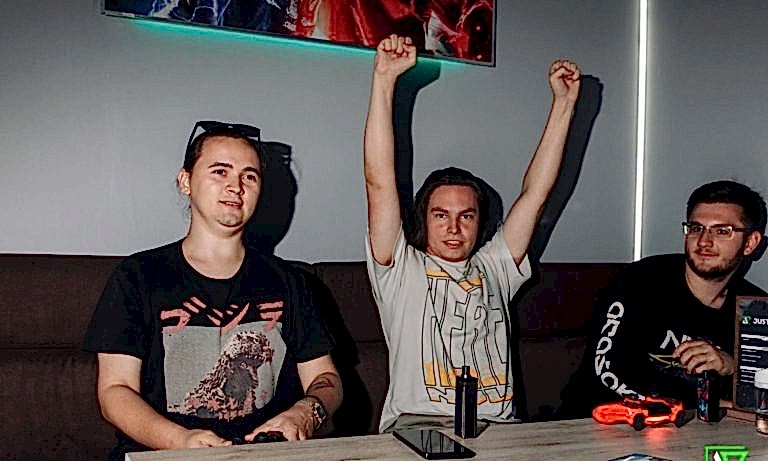 cropped-uC2q1y3wtvc.jpg